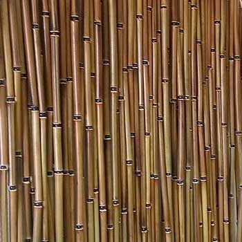 Бамбуковая штора светлая.